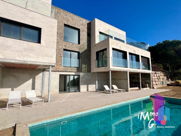 1 maison de luxe en vente turo de lloret costa brava marbre