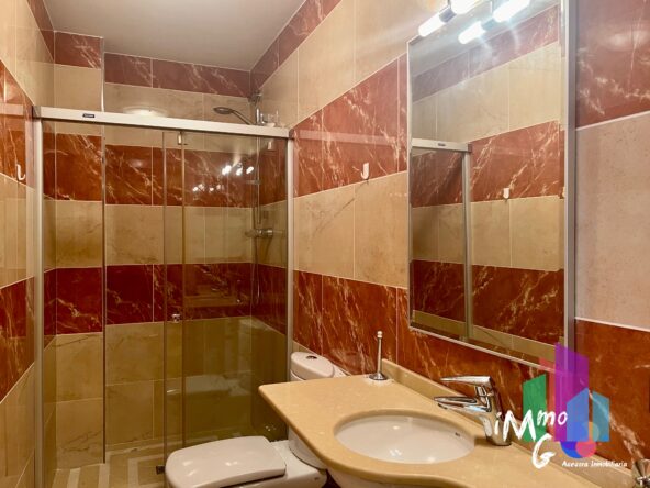 16 salle de bain maison vendre lloret 43